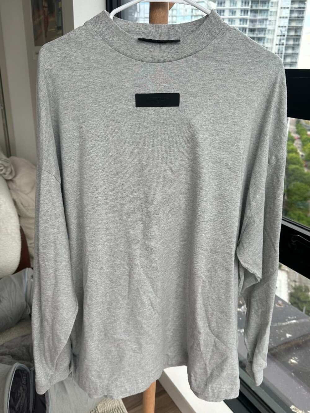 Fear of God Essentials T-Shirt Light Gray Heather Size S 100% Cotton
